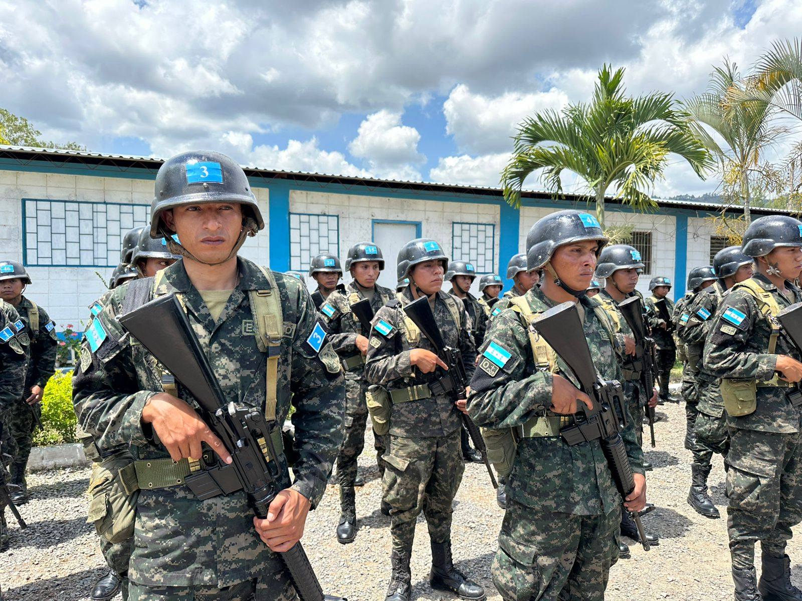 Honduran military leaders distance themselves from LIBRE due to drug trafficking infiltration