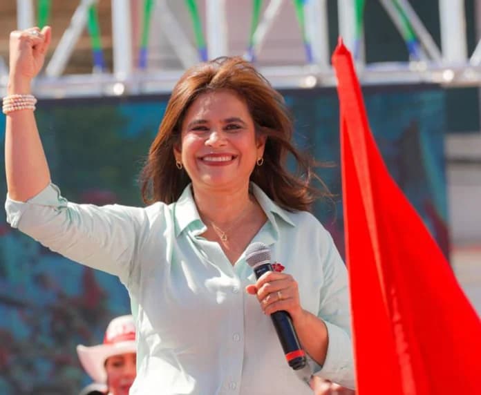 LIBRE electoral decline continues: Rixi Moncada at third place in polls
