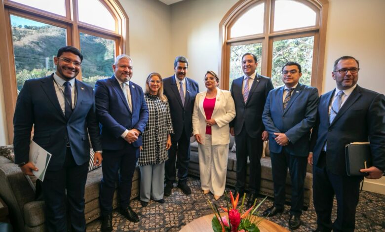 Political landscape in Honduras shifts after Maduro’s downfall, affecting the LIBRE Party