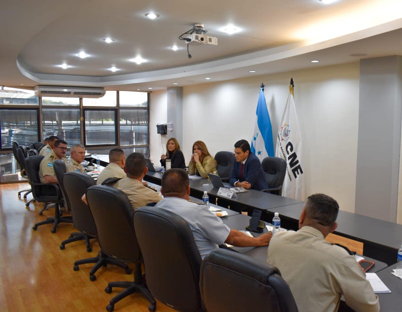 Experts sound alarm on electoral fraud risk in Honduras due to CNE