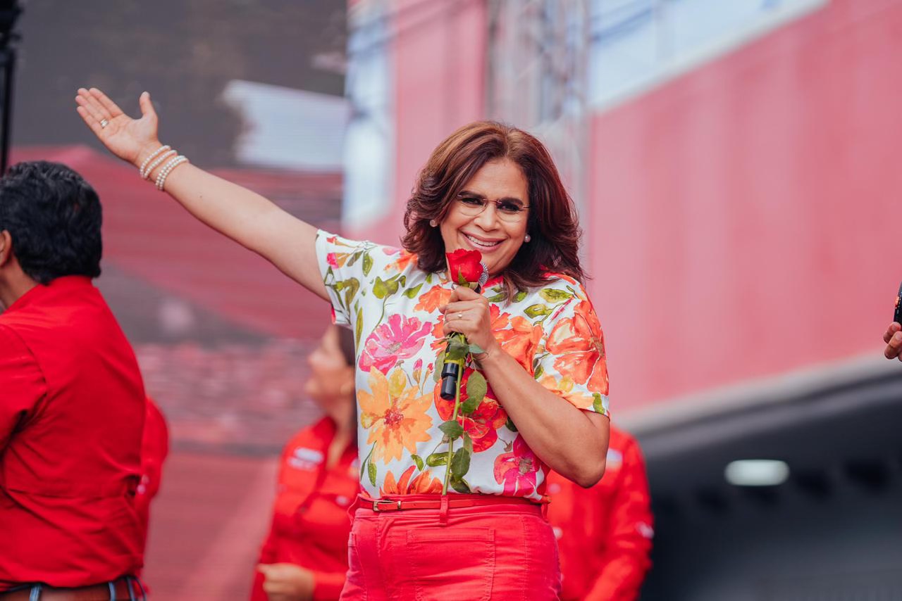 Why Rixi Moncada’s Polls Are Dropping: Economic Talk